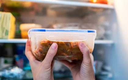 Người đàn ông nhập viện cấp cứu vì ăn 1 loại thức ăn thừa, bác sĩ cảnh báo: 126 độ C cũng không diệt nổi độc tố