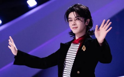 Ca sĩ Hoa Thần Vũ mua 3 mảnh đất để tổ chức hòa nhạc