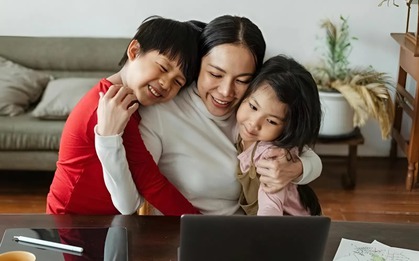 Những ngày Tết, nếu thấy con có 4 hành động này thì xin chúc mừng: Bố mẹ đã dạy con rất khéo!