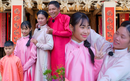 Khung hình hiếm nhất của gia đình chị Thông, tiểu mỹ nhân trong nhà lại khiến cõi mạng xôn xao