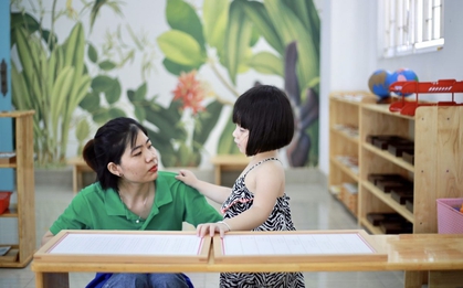 Tin nhắn 1 mẹ gửi cho cô giáo mầm non của con mình khiến dân mạng phải thốt lên: "Tôi thấy chị nên tự xem lại..."