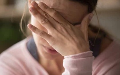 Cô gái 29 tuổi đau dạ dày, mất ngủ 1 tháng vì lo sợ "màn tra hỏi của họ hàng" ngày Tết