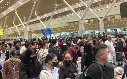 Bất ngờ vé máy bay Tết từ TPHCM đi Hà Nội ngày 28 tháng Chạp