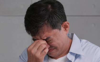 Vay ngân hàng hơn 940 triệu đồng mua vàng đúng đỉnh, người đàn ông thừa nhận: “Lãi đậm nhưng vẫn mất ăn mất ngủ”