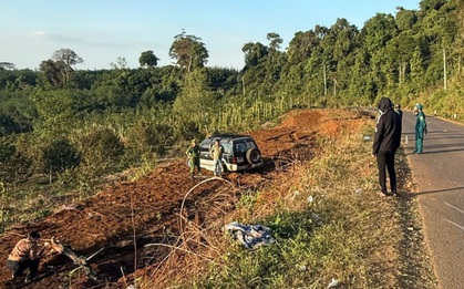Hiện trường vụ tai nạn khiến gia đình 3 người đi chúc Tết tử vong thương tâm