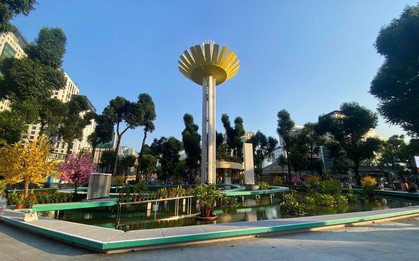 Hồ Con Rùa sơn lại màu khác sau tranh cãi