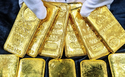 Giá vàng hôm nay 20/2: Thế giới tiếp tục tăng mạnh