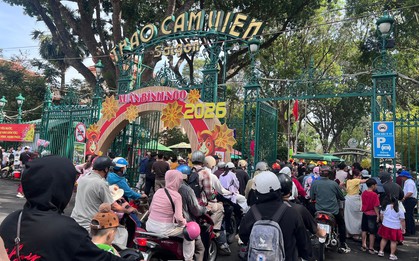 Thảo Cầm Viên Sài Gòn chật kín người du xuân