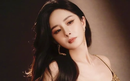 Dương Mịch có nhiều cảnh khoe thân