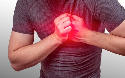 Mạch máu chính nuôi tim người đàn ông tắc tới 99%: Bác sĩ chỉ đích danh nguyên nhân