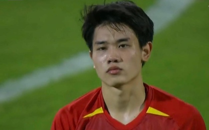 Đình Bắc bị phạt và cấm thi đấu