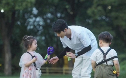 Tỷ lệ sinh giảm, nhưng thời gian chất lượng cho con tăng nhiều hơn, công lớn thuộc về các ông bố