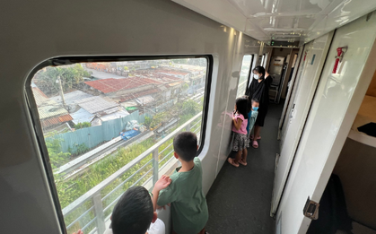 Vội xuống tàu, hành khách để quên hơn 10 triệu đồng dưới gối: Làm thế nào lấy lại được?