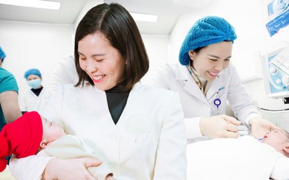 Nữ bác sĩ chữa bệnh cho những em bé nằm trong bụng mẹ: "Mình luôn học hỏi và phát triển không ngừng nghỉ vì… THƯƠNG"