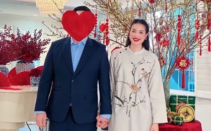 Gia đình để lộ tình trạng của Hoa hậu Phạm Hương ở Mỹ