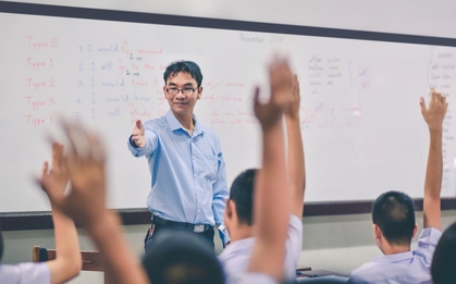 Giáo viên 30 năm đứng lớp nói thẳng: Vội đưa con đi học thêm chỉ vì điểm số, ít ai biết hết cái giá phải trả