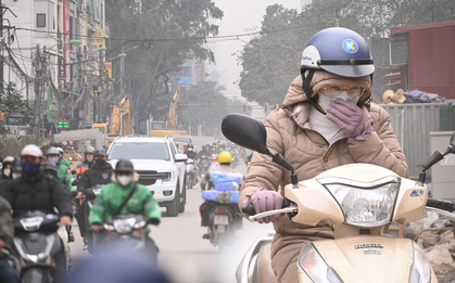 Sát Tết, đường Nguyễn Tuân vẫn ngổn ngang: Người dân Hà Nội "kêu trời" vì bụi mù kèm ùn tắc