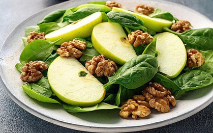 Vì sao rau bina được gọi là “rau trường thọ”? Lợi đủ đường cho ruột, mắt và tim mạch