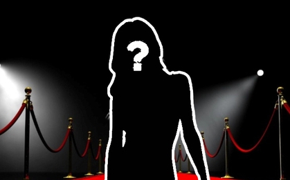 Nữ ca sĩ dự Grammy 2026 ngang nhiên dùng chất cấm, lộ luôn cảnh nóng bỏng