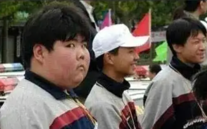 Cuộc đời buồn hiện tại của cậu bé “thánh meme” nổi tiếng Trung Quốc