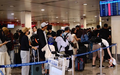Sân bay Tân Sơn Nhất đón lượng khách kỷ lục dịp Tết