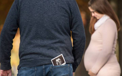 Chồng triệt sản 1 năm, vợ vẫn mang thai "như thường": Lời giải thích của bác sĩ còn khó tin hơn