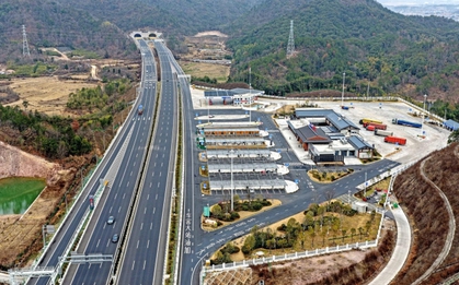 Dự kiến 9,5 tỷ lượt người di chuyển trong 40 ngày: Một quốc gia phải giải bài toán tìm trụ sạc cho xe điện