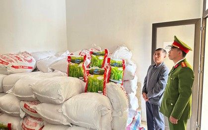 Bắt quả tang chủ cơ sở gạo Phạm Văn Hùng SN 1974