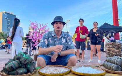 Khách Tây gói bánh chưng, nhảy sạp, đập niêu ở bờ biển Đà Nẵng