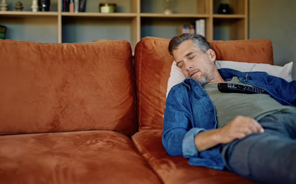 Bác sĩ tim mạch nói thật: 5 thói quen này khiến huyết áp tăng "phi mã", sức khỏe trái tim lâm nguy