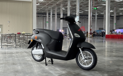 Yadea Osta chốt giá cao nhất 31,99 triệu đồng: Nhiều công nghệ giống ô tô, 'phượt' Hà Nội - Hạ Long không cần sạc