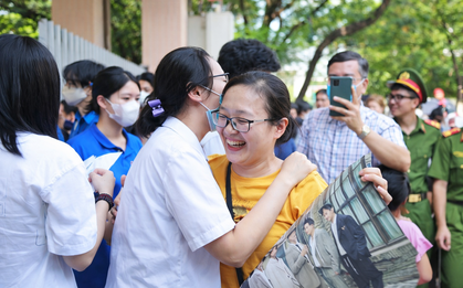 Một thay đổi dự kiến liên quan đến tuyển sinh lớp 10 tại Hà Nội được phụ huynh ủng hộ: "Nếu vậy sẽ bớt gánh nặng cho các con"