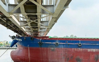 Khởi tố vụ tàu Thành Đạt 86 tông cầu Ghềnh gây thiệt hại nghiêm trọng