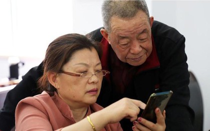 Mẹ tôi nhận lương hưu 19 triệu/tháng nhưng sau 3 năm chỉ có khoản tích cóp vài triệu: 3 cái bẫy tài chính khiến người già mất tiền mà không hay