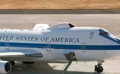 "Đột nhập" máy bay Ngày tận thế của Mỹ