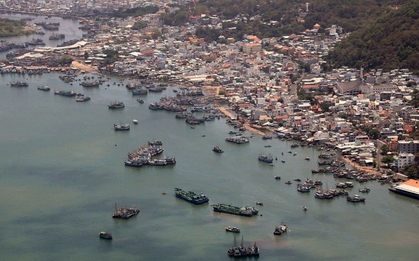 Du khách thích thú ngắm TP Hồ Chí Minh từ trên cao