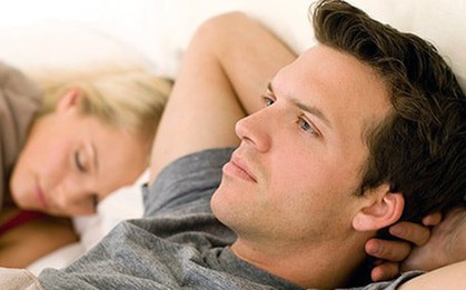 Sinh lý nam bỗng trục trặc: Bác sĩ cảnh báo “thủ phạm” ít ai nghĩ đến