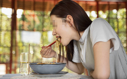 Cô gái 20 tuổi thân hình gầy gò nhưng gan nhiễm mỡ nặng, tỷ lệ mỡ cơ thể lên tới 41%: Bác sĩ chỉ ra 3 thói quen nguy hiểm