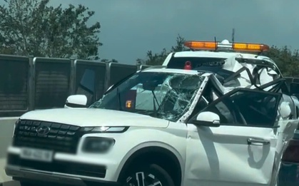 Va chạm kinh hoàng trên cao tốc, mẹ con cô giáo dạy Toán tử vong thương tâm, người chồng nguy kịch