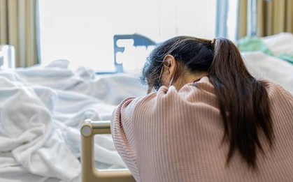 Sau nhiều năm chăm sóc người mẹ phải chạy thận và em gái bị trầm cảm, cuối cùng tôi cũng hiểu ra một điều khi tách ra ở riêng