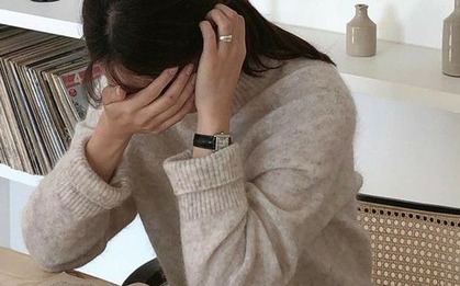 Đi làm bao nhiêu năm mới hiểu: Mỗi lần than mệt trên mạng là một lần tự giảm giá mình