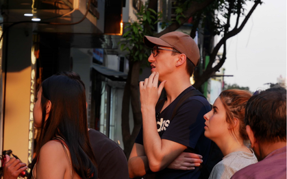 Món ăn từ 25.000 đồng/phần ở Việt Nam sang xứ kim chi đội giá gấp 5-6 lần vẫn đông khách xếp hàng