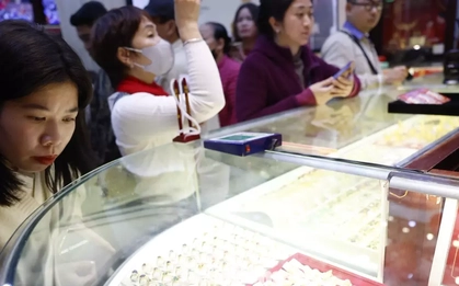 Chiến sự Trung Đông: Nhà đầu tư thận trọng, tránh chạy theo cú tăng ngắn hạn của giá vàng