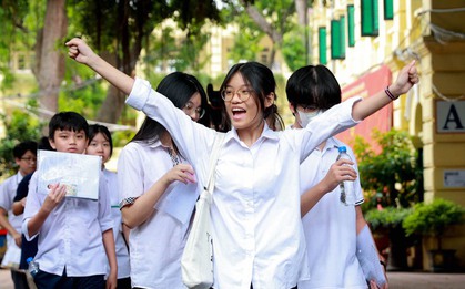 Toàn cảnh điểm chuẩn cao nhất lớp 10 Hà Nội 6 năm: Top trường luôn "đỉnh bảng"