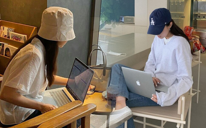 "Ai mà biết lúc nào bị đuổi" - thời thế thay đổi, dân văn phòng quyết "chân trong chân ngoài", làm từ sáng đến đêm tìm đường lui cho mình