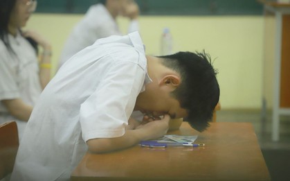 Điều phụ huynh, học sinh Hà Nội LO nhất lúc này!