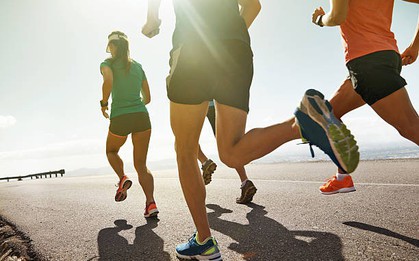 Sai lầm kinh điển khi chạy bộ khiến đầu gối "biểu tình", cân nặng "giậm chân tại chỗ", nhất là điều này runner lưu ý!