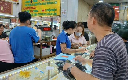 Chiều 3-3, giá vàng, bạc tiếp tục giảm mạnh