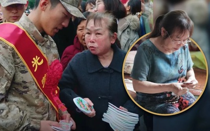 Thương nhớ con liệt sỹ, người mẹ khâu nghìn đôi lót giày tặng tân binh