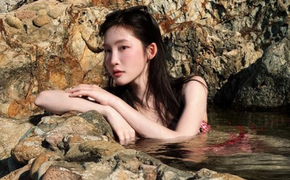 Gây phẫn nộ vì mặc bikini tắm Giếng Tiên, Juky San lên tiếng